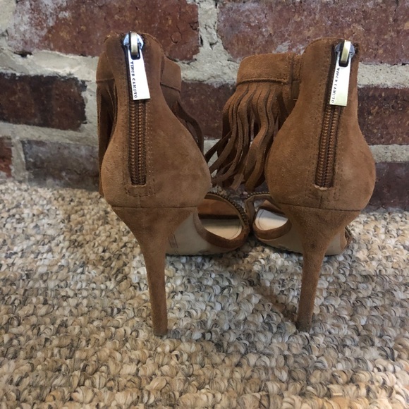 Vince Camuto Fringe Heels size 7.5 - Picture 5 of 7